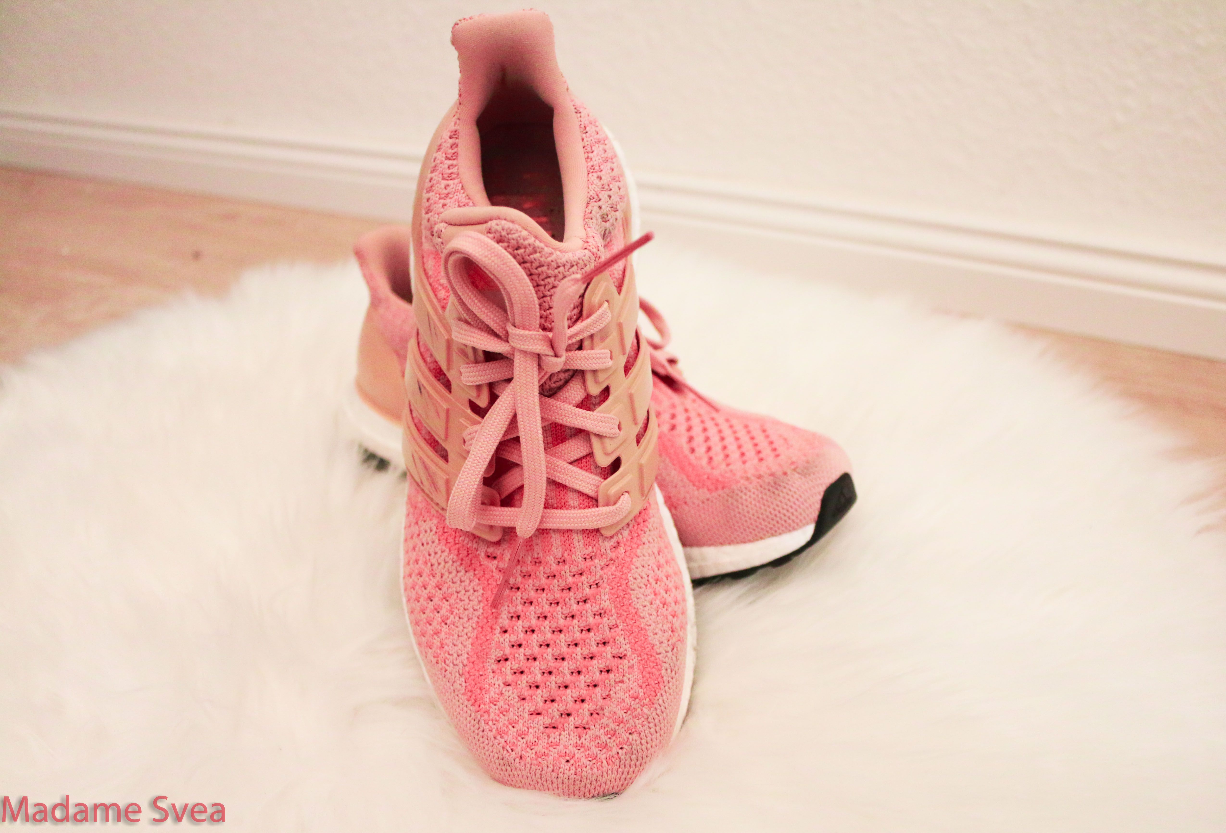 ***verkauft*** Feminine Sportschuhe